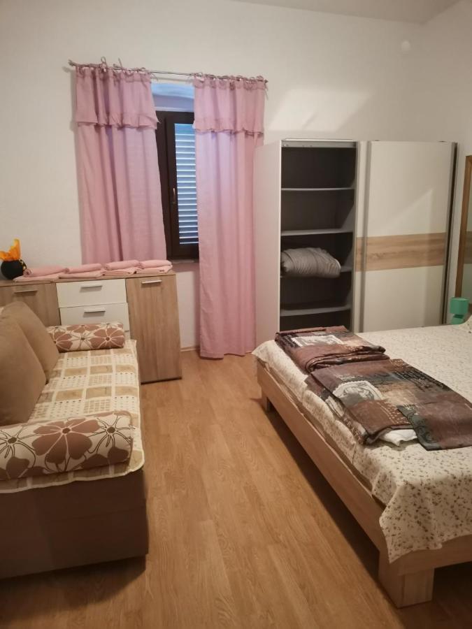 Apartman Miki Пула Экстерьер фото